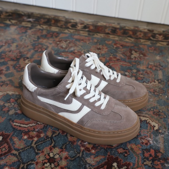 Steve Madden Shoes - Steve Madden Dodge Expresso sneakers size 8.5